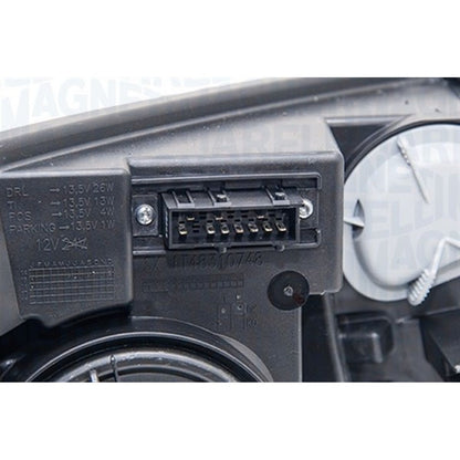 Magneti Marelli Bi-Xenon Headlight Unit - Left - MHL8882